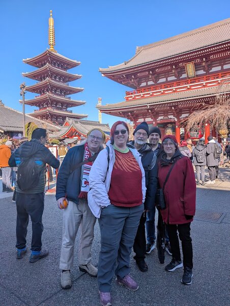 Group shot in front of the pagoda and temple, with James, Holly, Dad, Andrew and Mom.